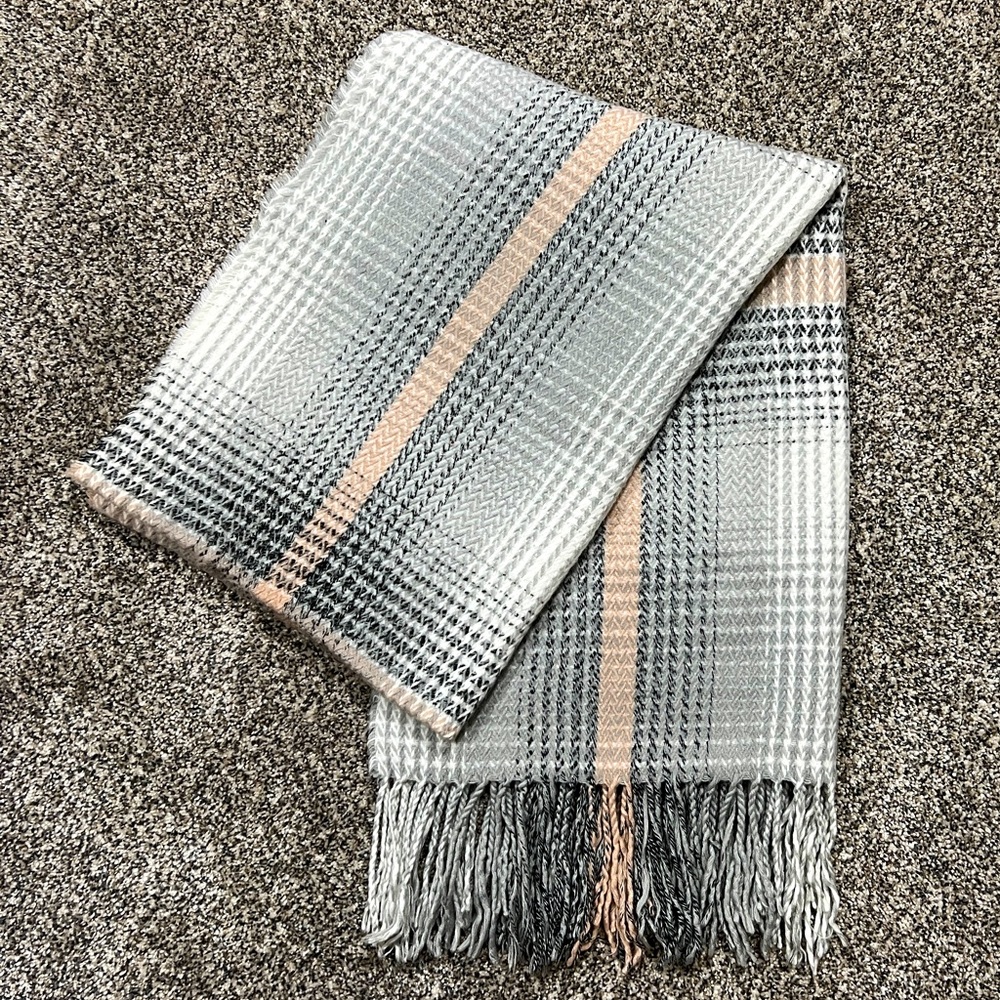 Warm Plaid Fashion Scarf
